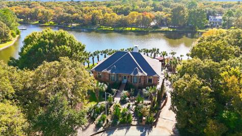 2910 Lakeshore Court Arlington TX 76013