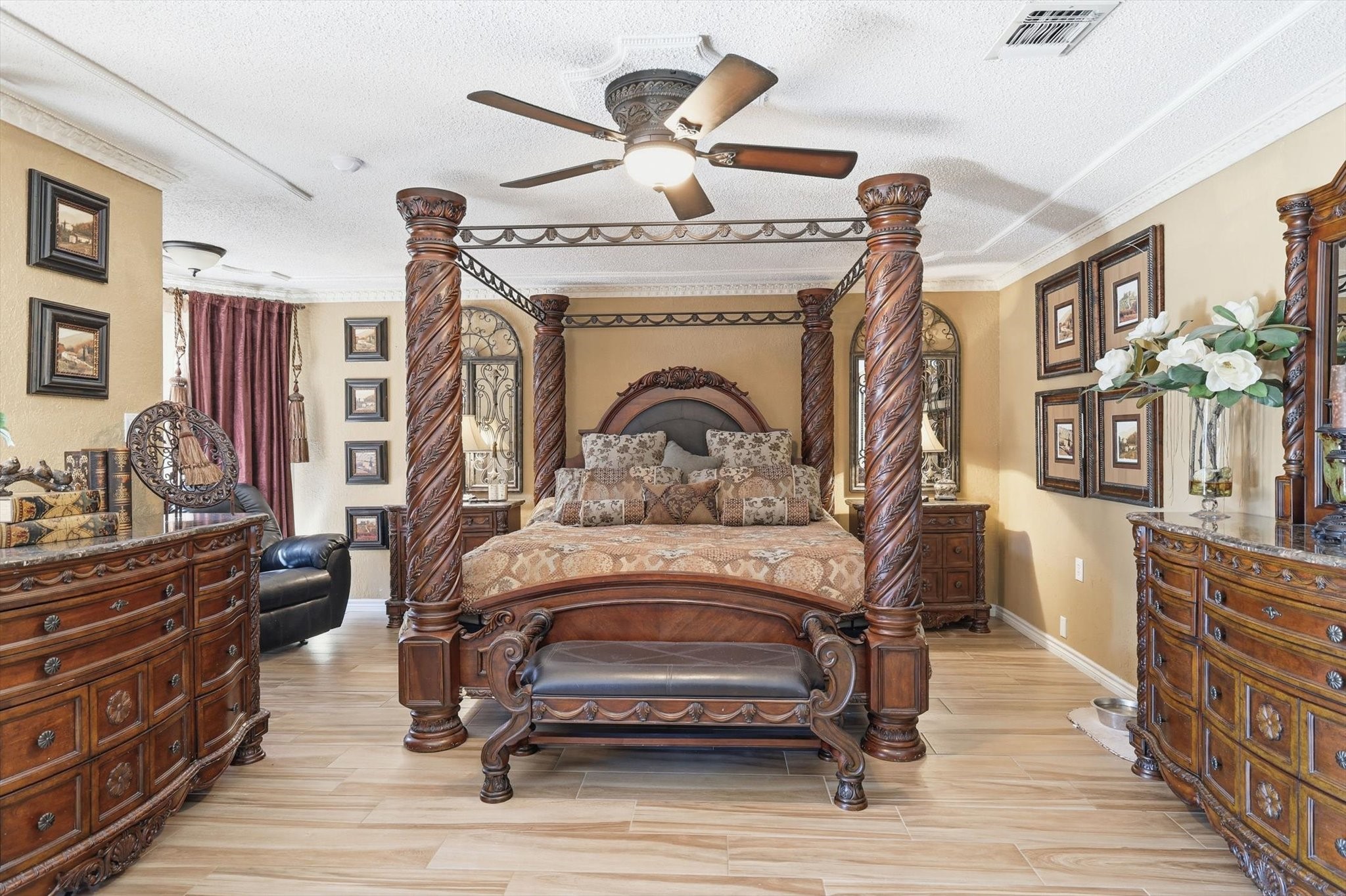 2910 Lakeshore Court Arlington TX 76013