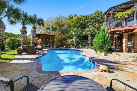 2910 Lakeshore Court Arlington TX 76013