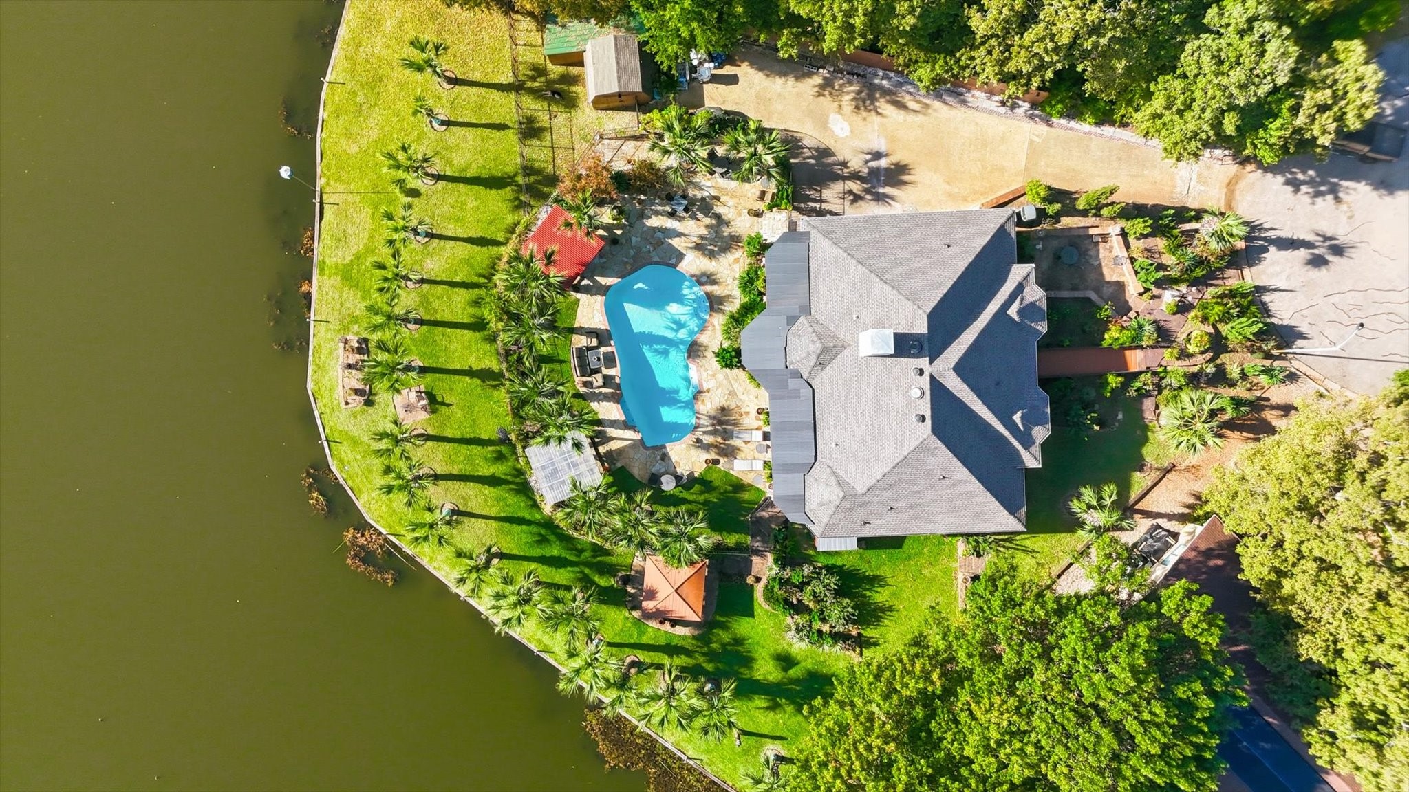 2910 Lakeshore Court Arlington TX 76013