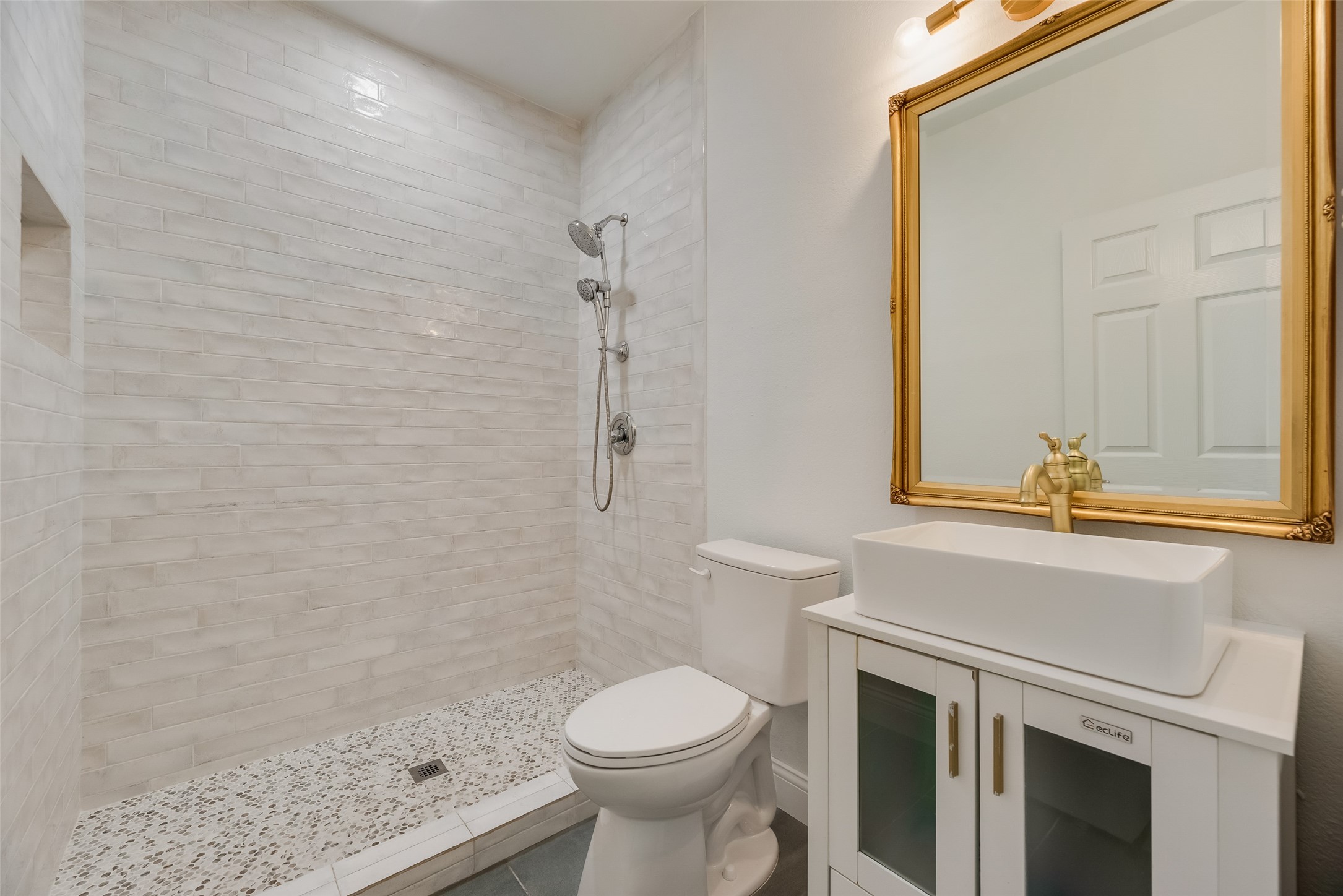 1305 Meadowbrook Drive Mckinney TX 75069