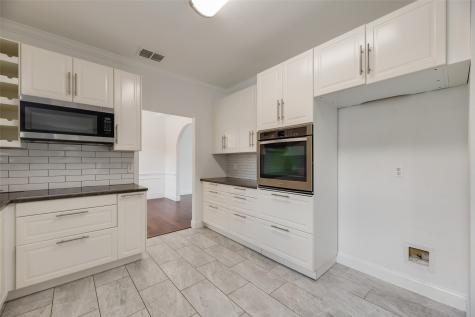 1305 Meadowbrook Drive Mckinney TX 75069