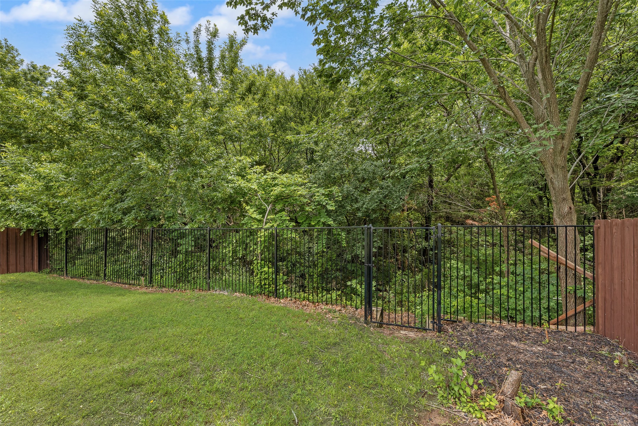 1305 Meadowbrook Drive Mckinney TX 75069