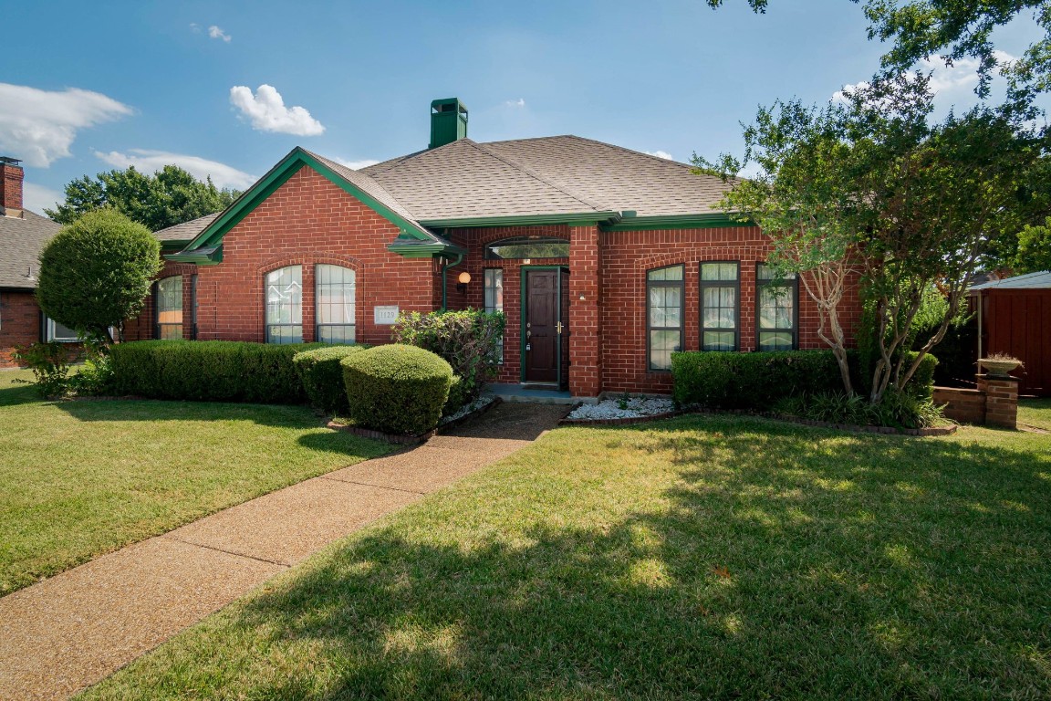 1129 Seminole Trail Carrollton TX 75007