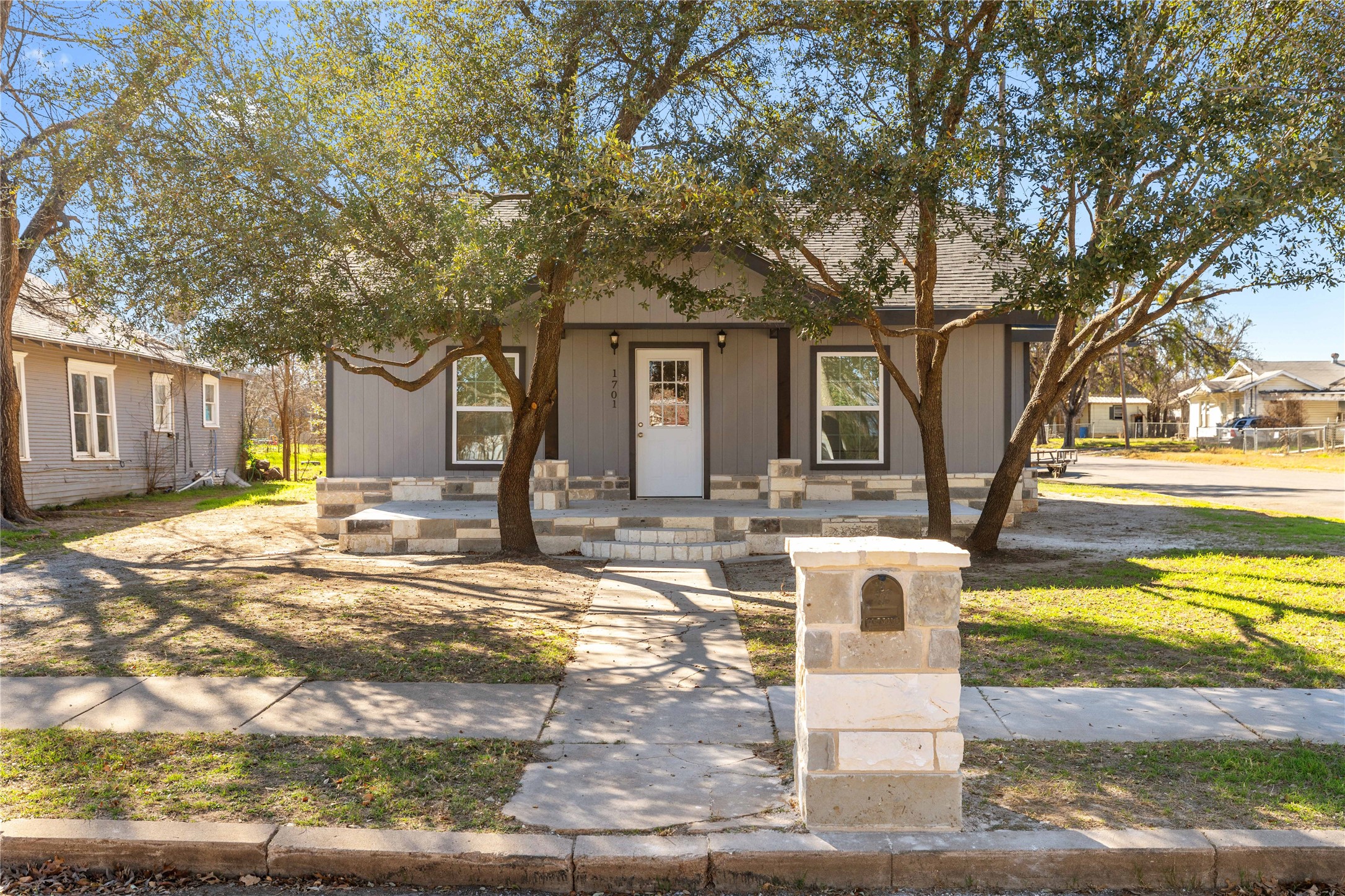 1701 1st Street Brownwood TX 76801