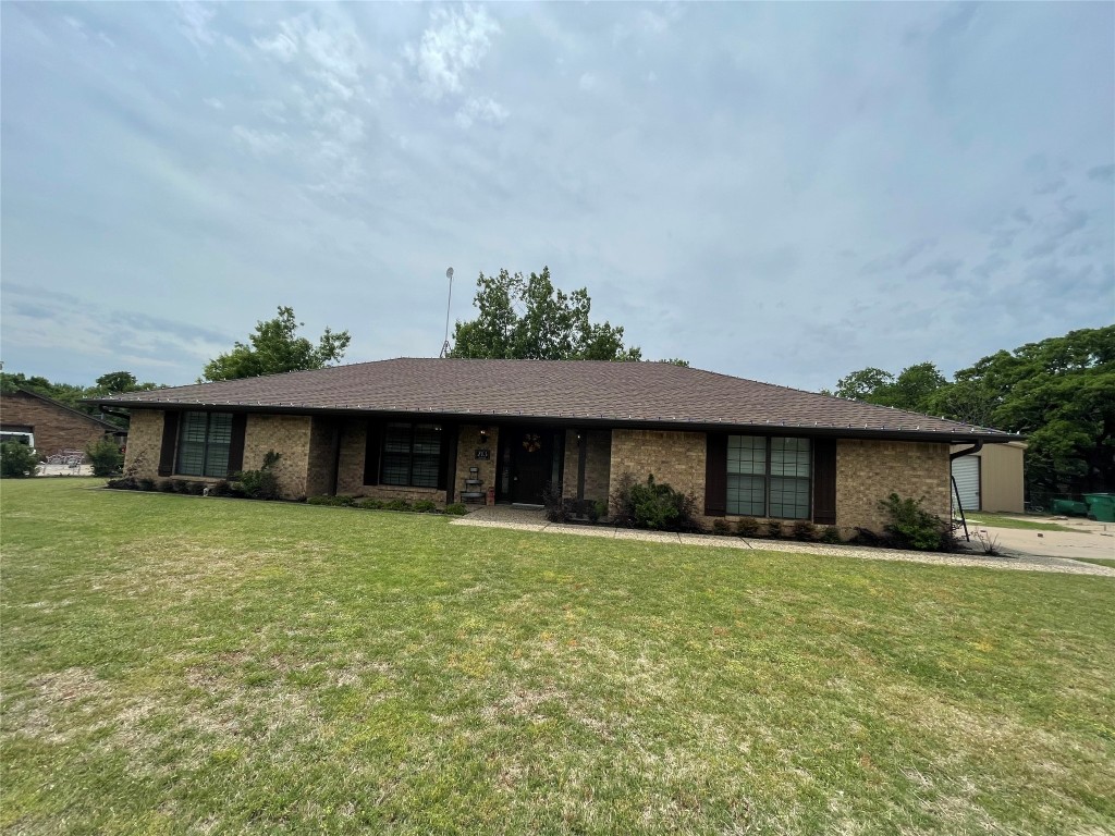 213 Oak Ridge Street Jacksboro TX 76458