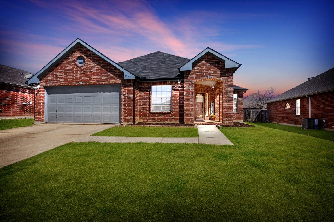 1925 Juniper Drive Little Elm TX 75068