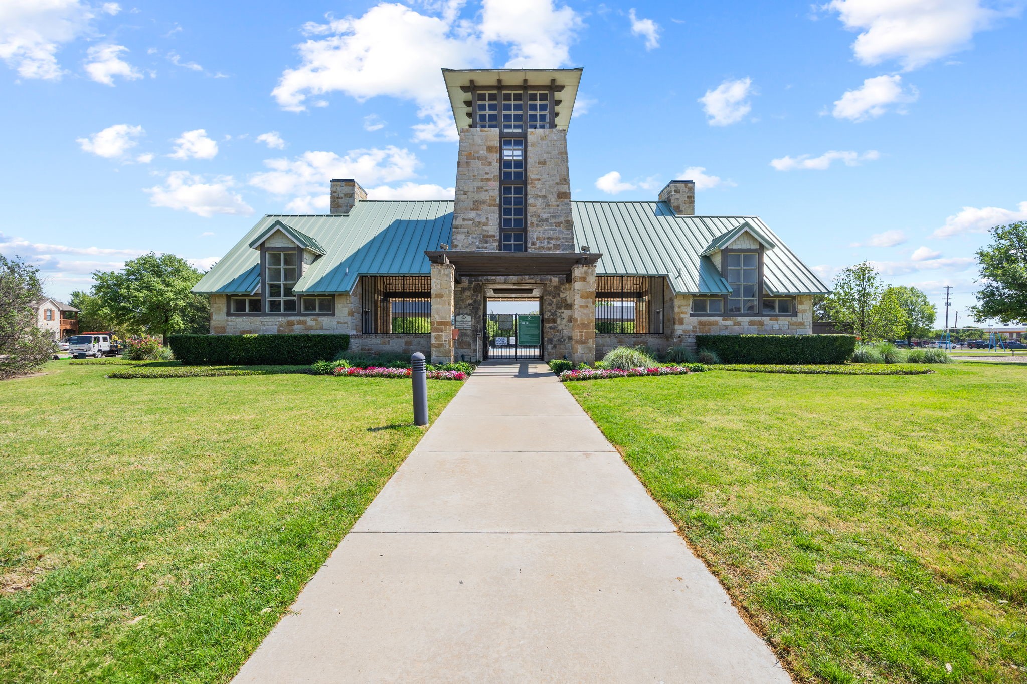 1704 Heron Drive Aubrey TX 76227