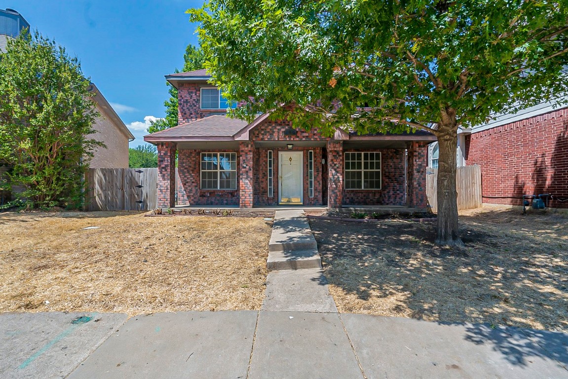 704 Sierra Court Grand Prairie TX 75052