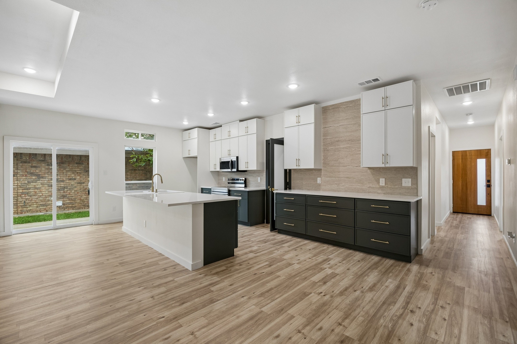 1427 Smokehouse Street Mesquite TX 75149