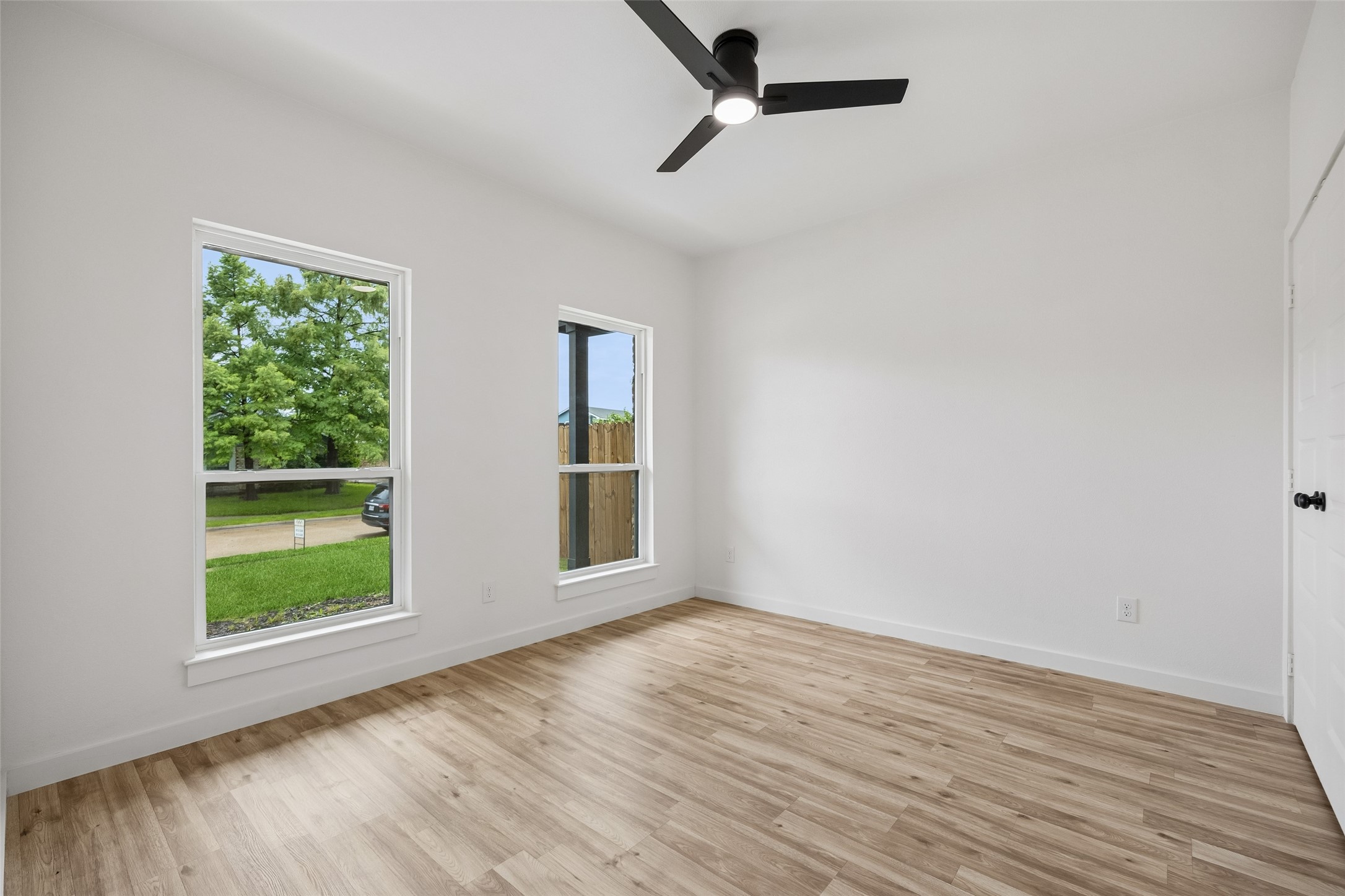1427 Smokehouse Street Mesquite TX 75149