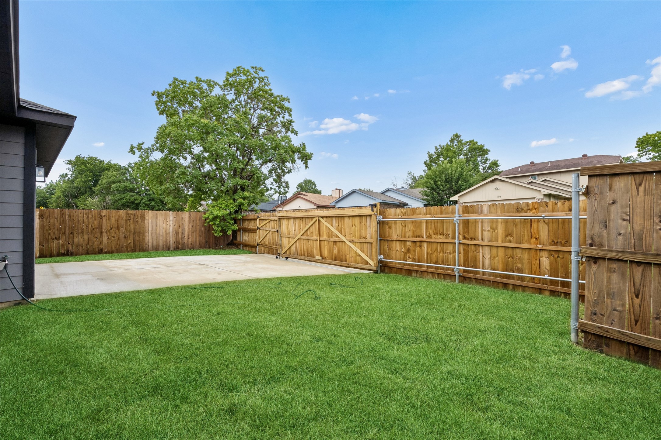 1427 Smokehouse Street Mesquite TX 75149