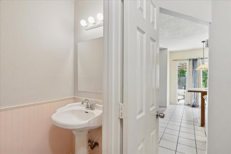 2528 Creekwood Lane Fort Worth TX 76123
