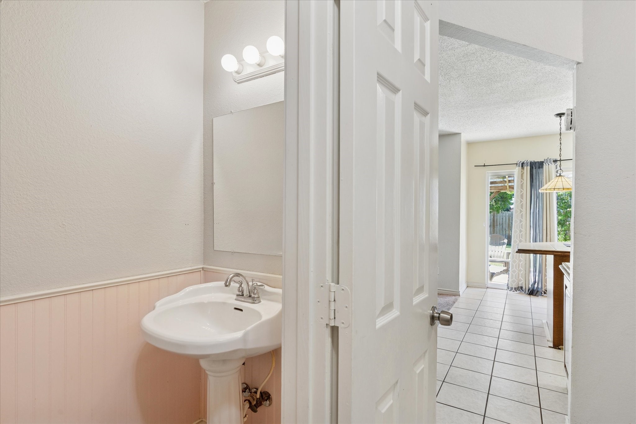 2528 Creekwood Lane Fort Worth TX 76123