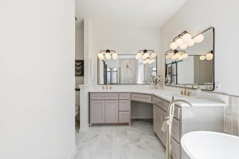 5028 Lake Vista Drive The Colony TX 75056