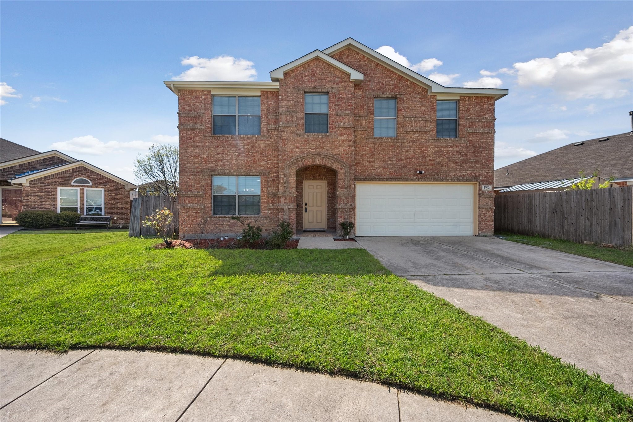 704 Shale Court Arlington TX 76002