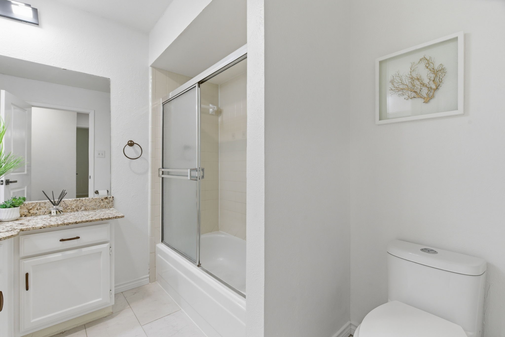 404 Knoll Wood Court Euless TX 76039