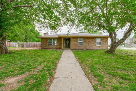 7137 Meadow Park N North Richland Hills TX 76180