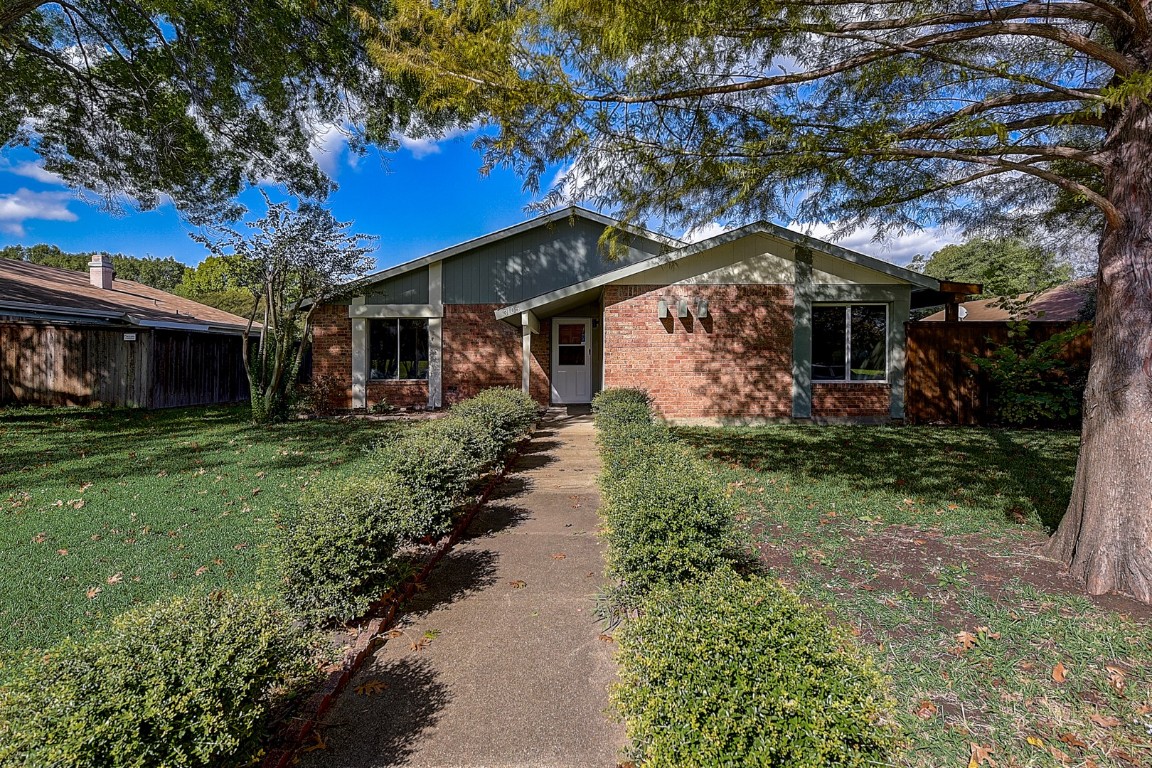 3105 Lemmontree Lane Plano TX 75074