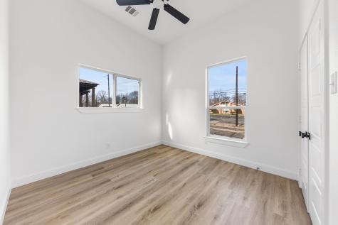 1247 Bonham Street Paris TX 75460