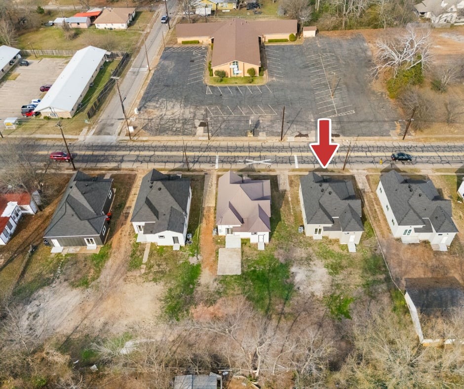 1247 Bonham Street Paris TX 75460
