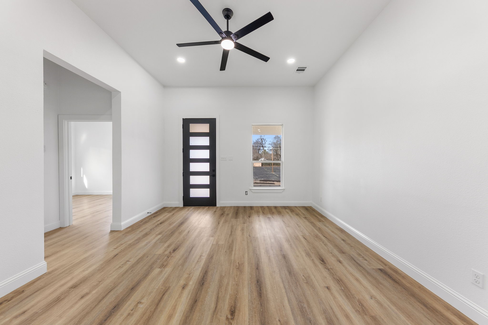 1247 Bonham Street Paris TX 75460