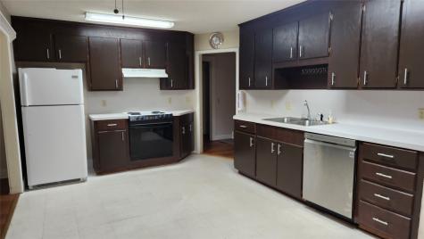 205 N Hubbard Omaha TX 75571