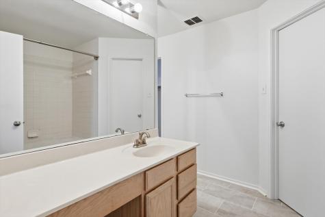 7604 Amsterdam Lane Arlington TX 76002