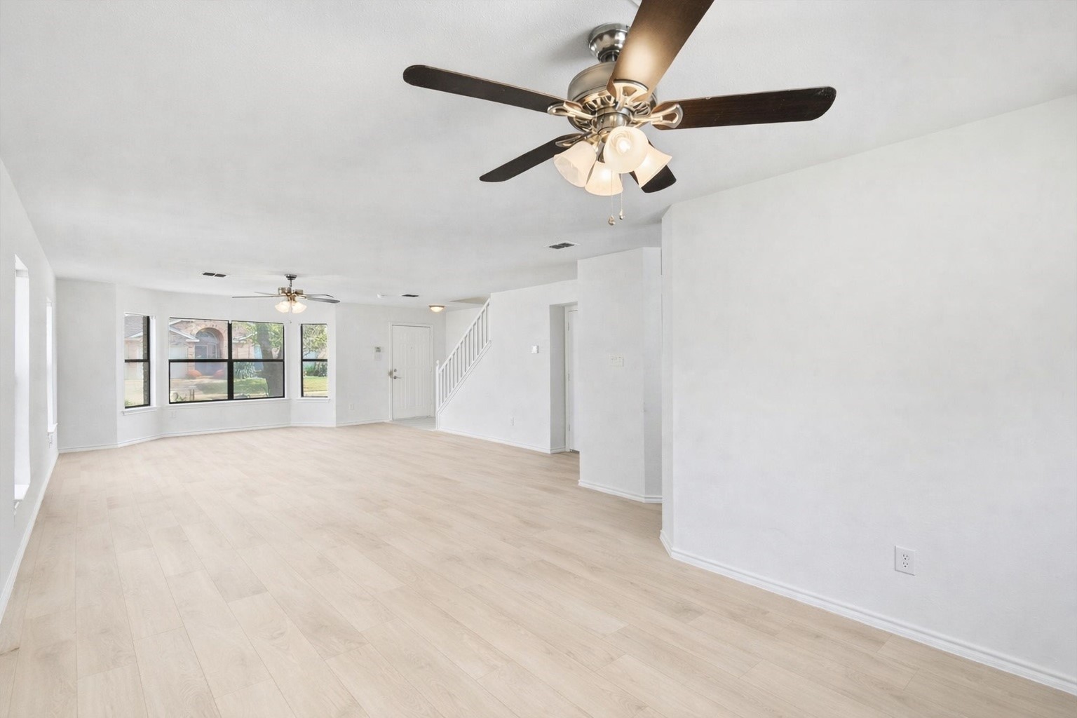 7604 Amsterdam Lane Arlington TX 76002