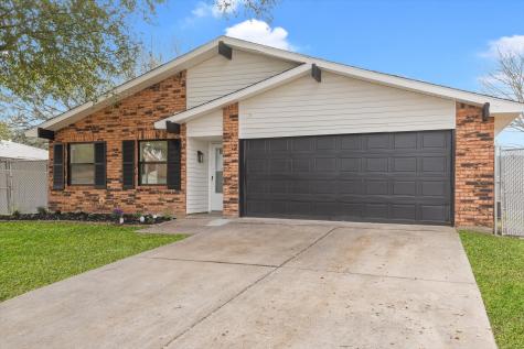 617 Parkvale Lane Grand Prairie TX 75052