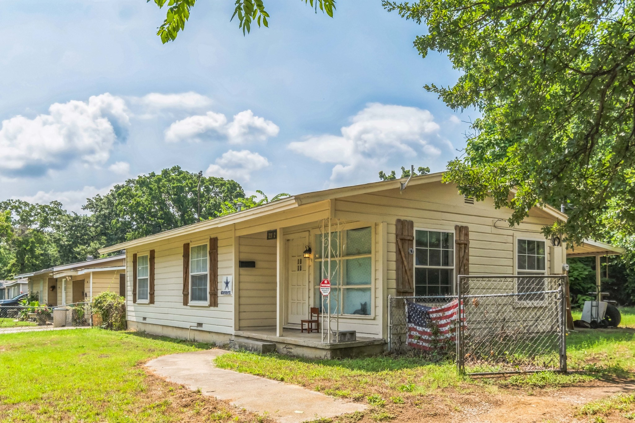 3912 Frisco Avenue Forest Hill TX 76119
