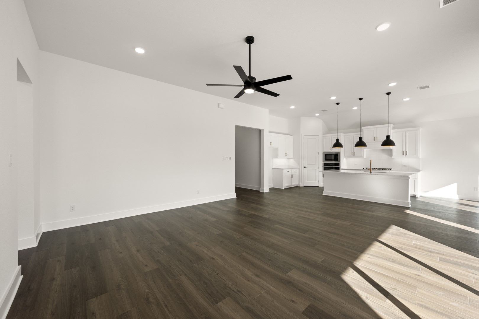 5012 Hillside Green Trail Midlothian TX 76065