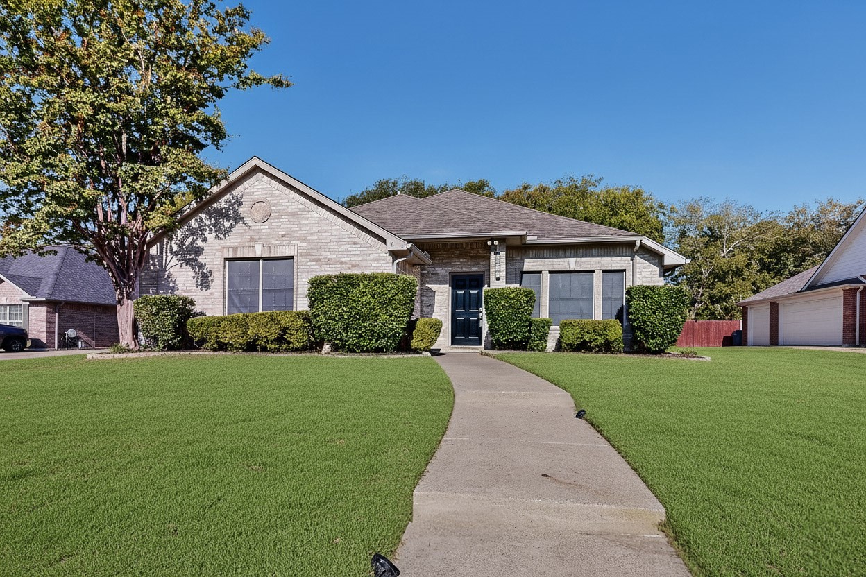 1911 Random Oaks Drive Rockwall TX 75087