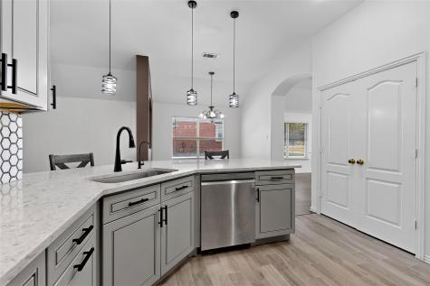 1911 Random Oaks Drive Rockwall TX 75087