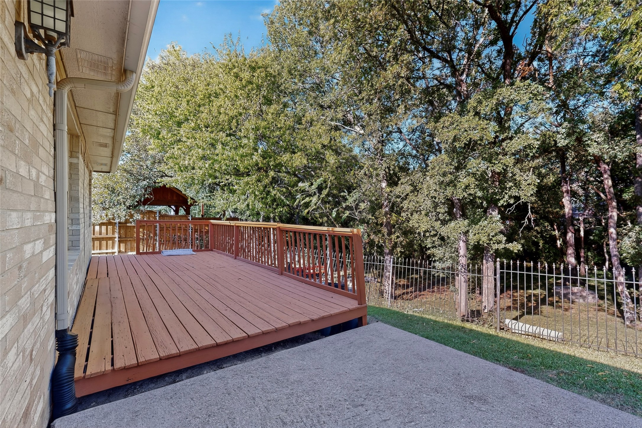 1911 Random Oaks Drive Rockwall TX 75087