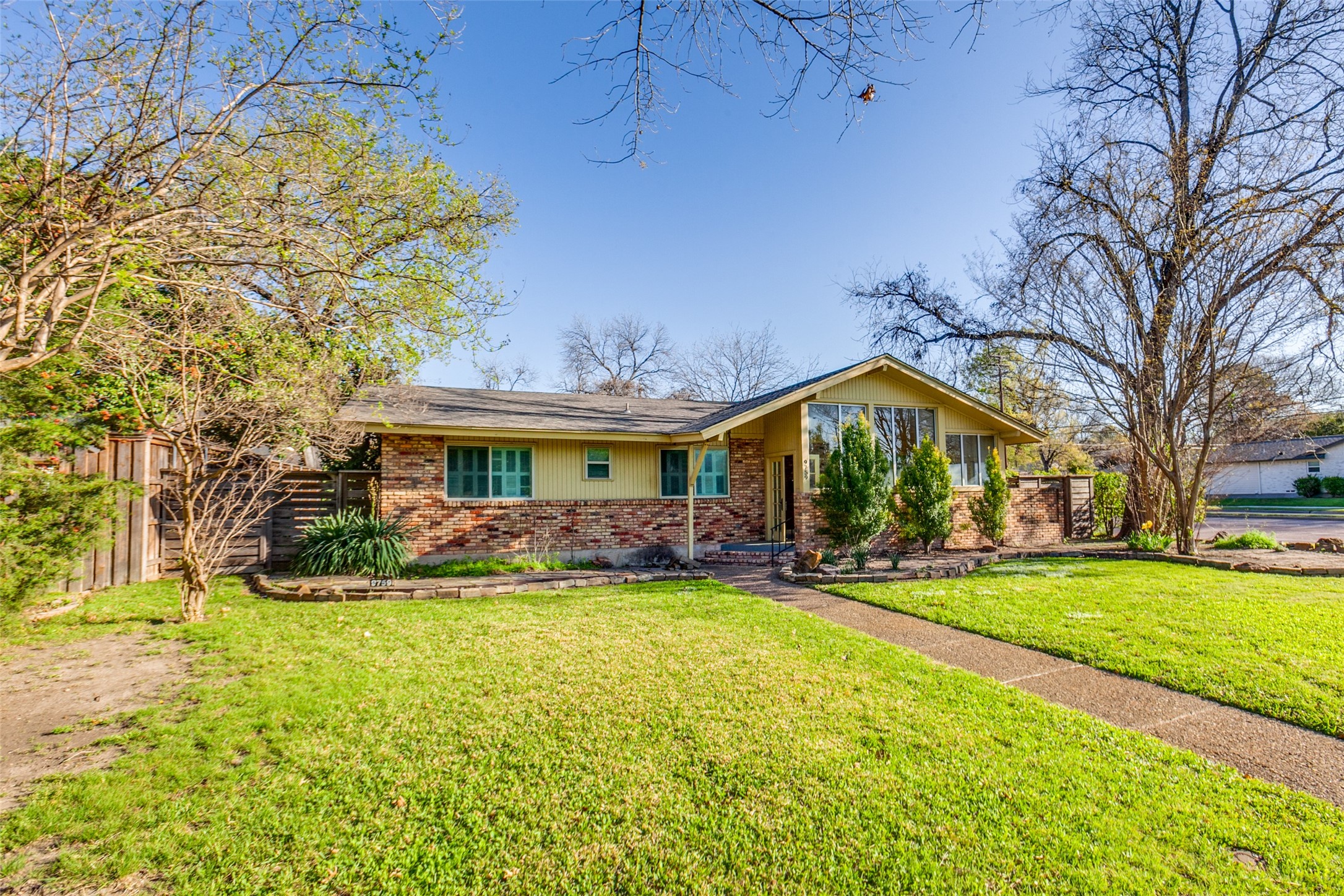 9759 Shoreview Road Dallas TX 75238