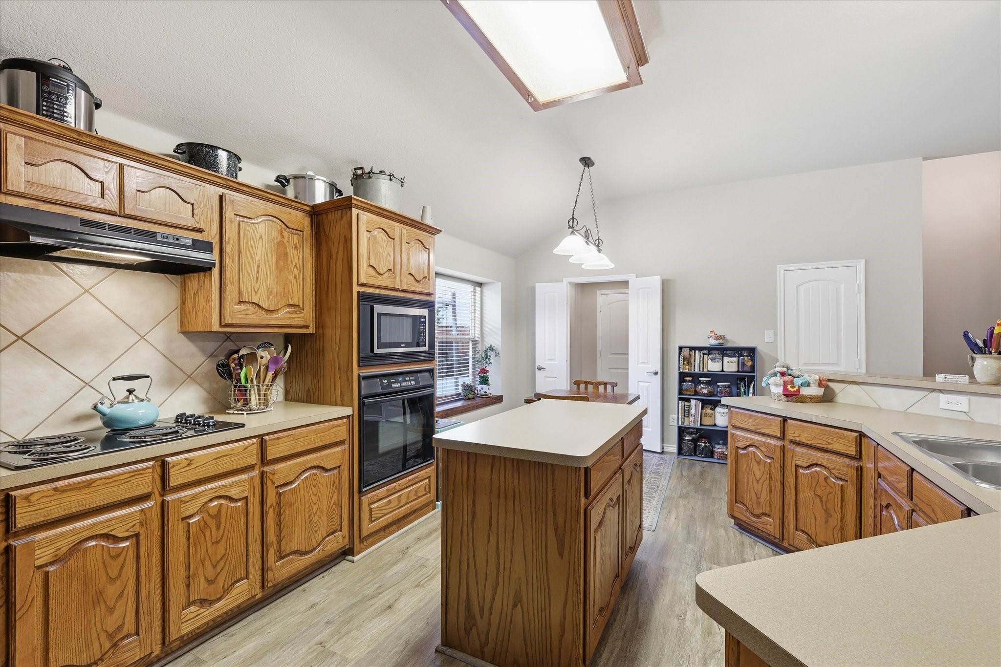 327 Montana Trail Murphy TX 75094