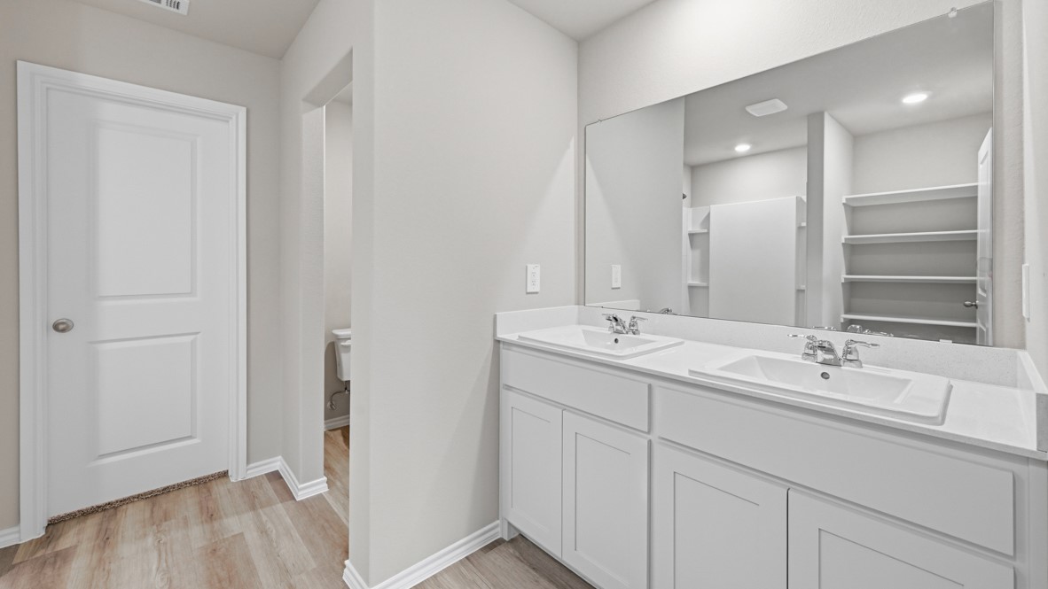 1908 Cherokee Lane Cleburne TX 76033