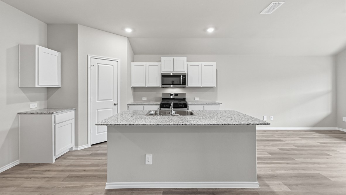 1908 Cherokee Lane Cleburne TX 76033