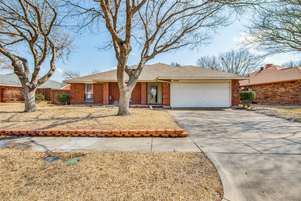 2206 Villanova Street Arlington TX 76018