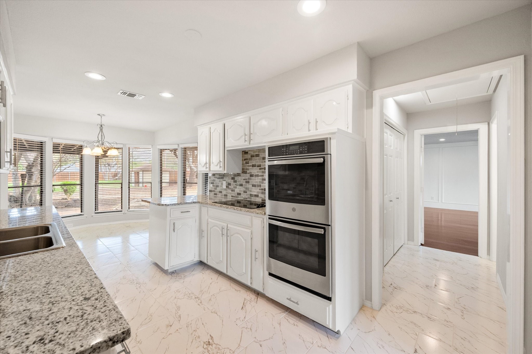 2306 Sunnyvale Road Grand Prairie TX 75050