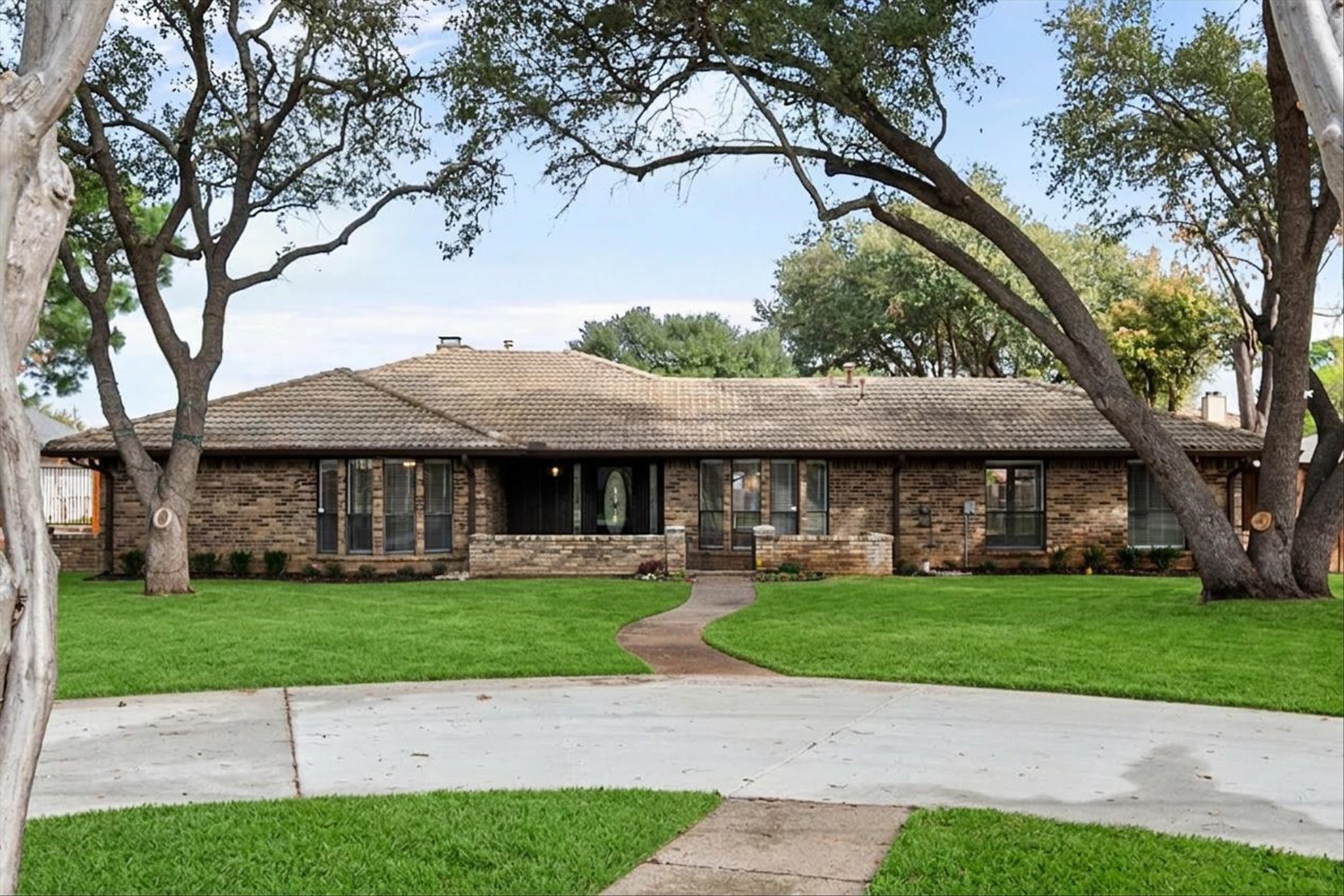 2306 Sunnyvale Road Grand Prairie TX 75050