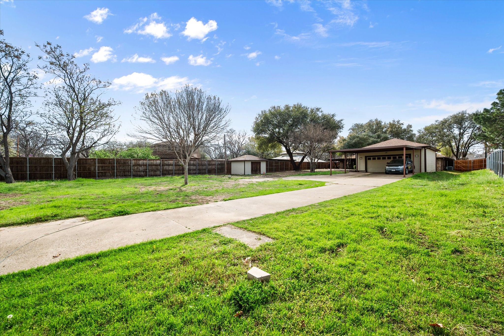 2306 Sunnyvale Road Grand Prairie TX 75050