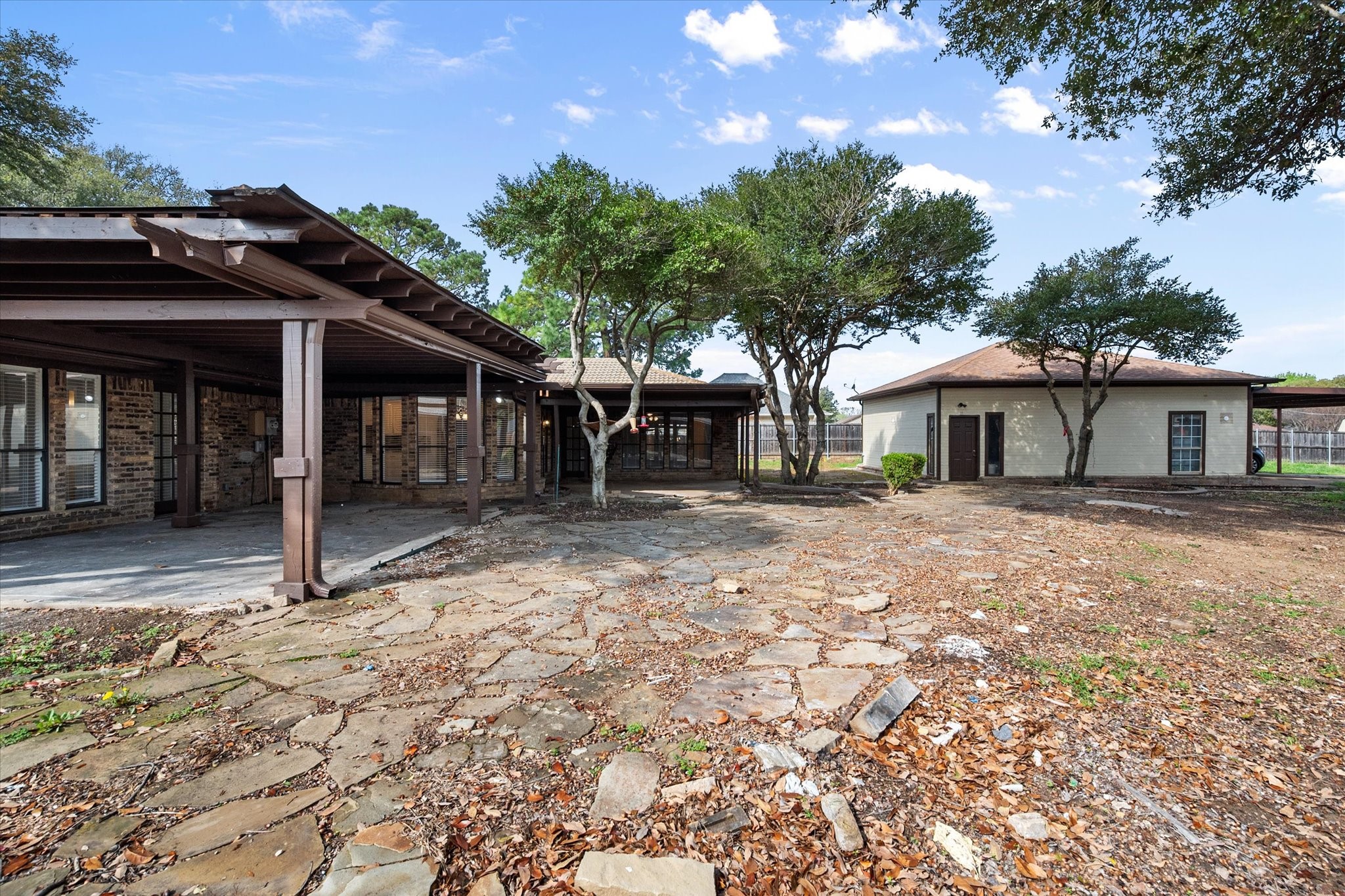 2306 Sunnyvale Road Grand Prairie TX 75050