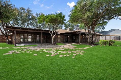 2306 Sunnyvale Road Grand Prairie TX 75050