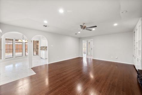 2306 Sunnyvale Road Grand Prairie TX 75050