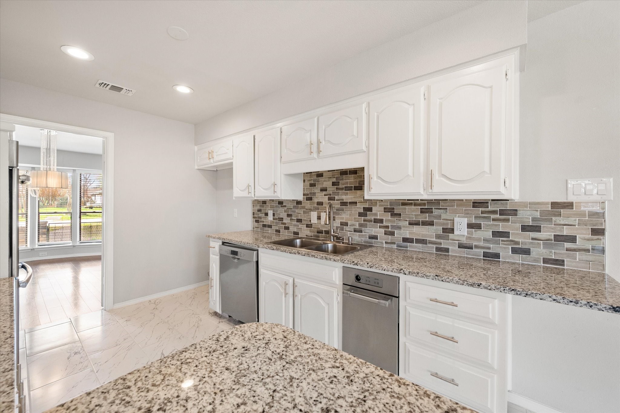2306 Sunnyvale Road Grand Prairie TX 75050