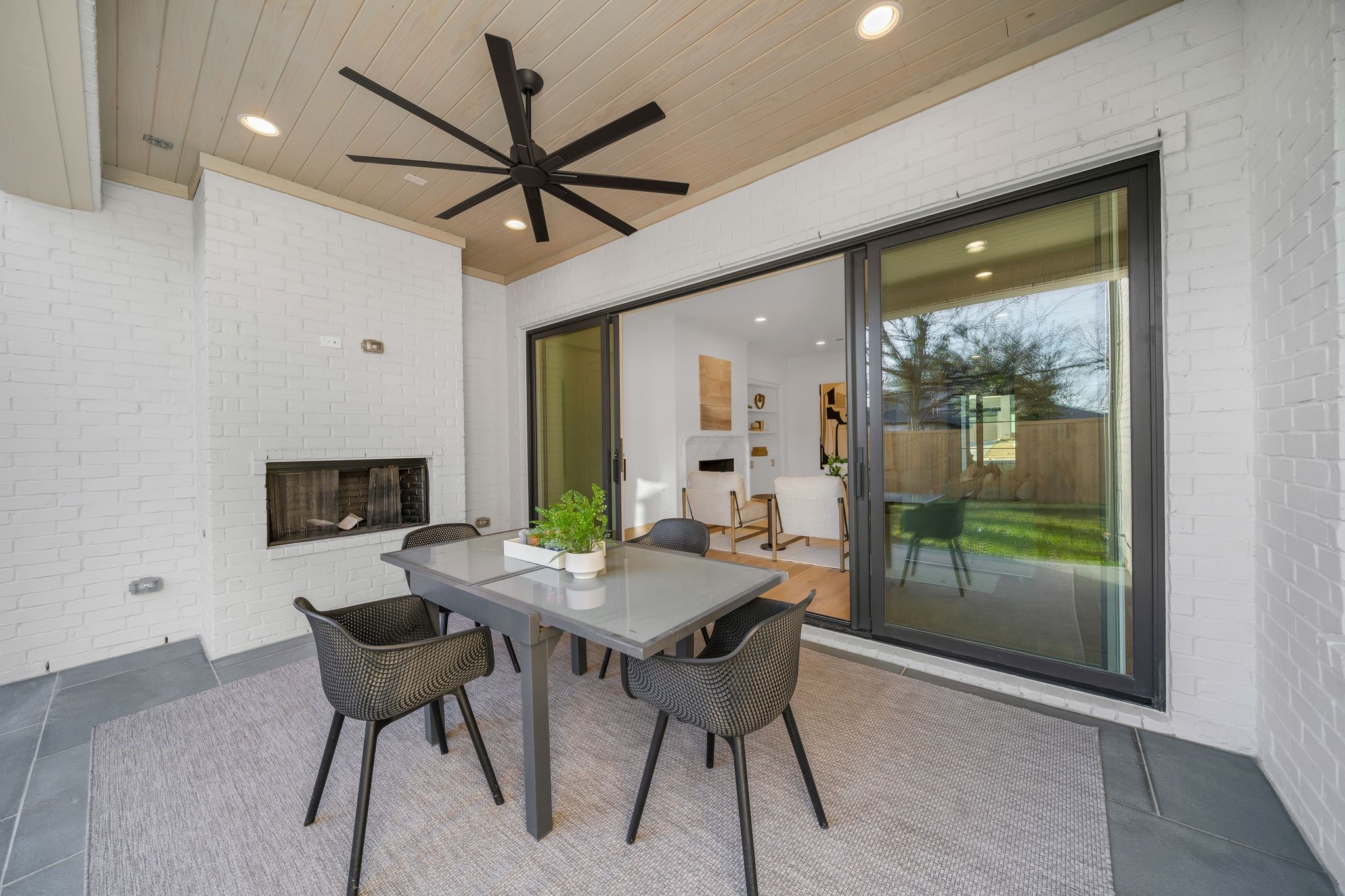 3884 Durango Drive Dallas TX 75220