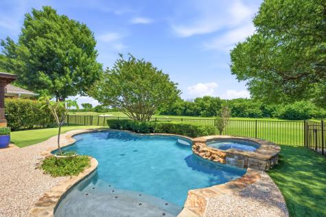 1525 Timber Edge Drive Mckinney TX 75072