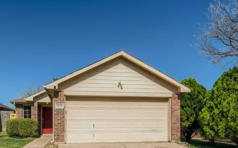3035 San Martin Drive Arlington TX 76010